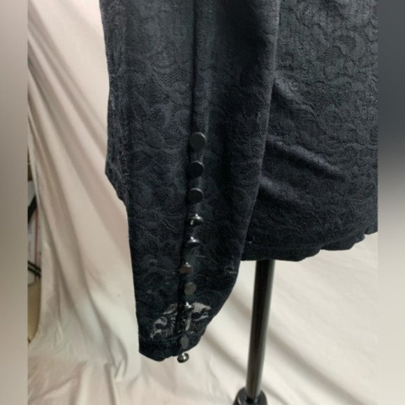 Brand New Lace Top - Picture 4 of 6